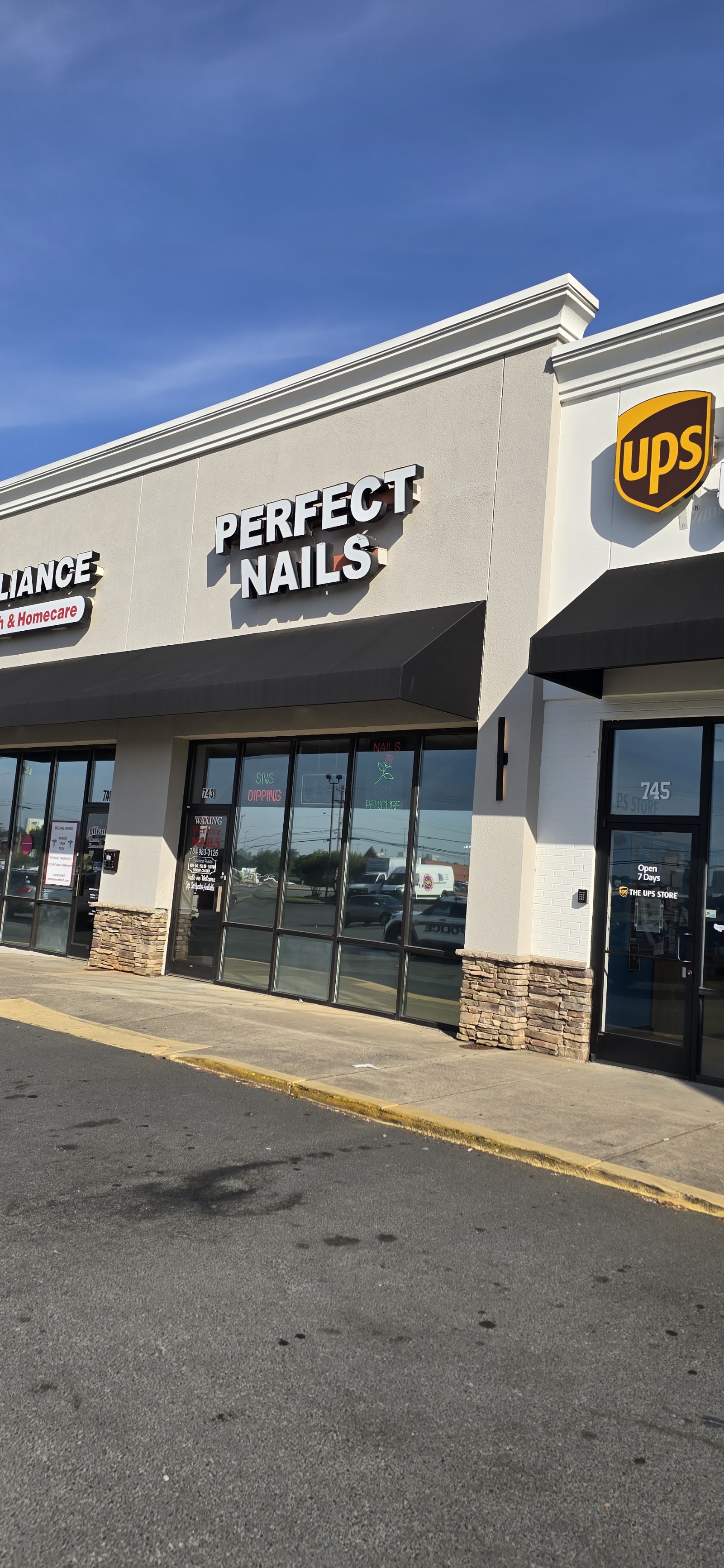 Perfect Nails nail photo 1